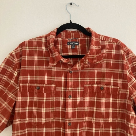 Toad&Co Smythy Short Sleeve Shirt Red Plaid Button Front Outdoors Comfy Chores - Picture 5 of 12